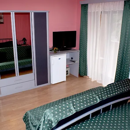 Pansion Ana 3* Mali Losinj
