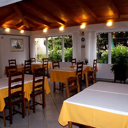 Pansion Ana Отель