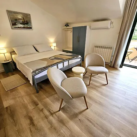 Hotel Pansion Ana