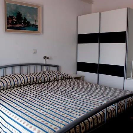 Pansion Ana 3* Mali Losinj